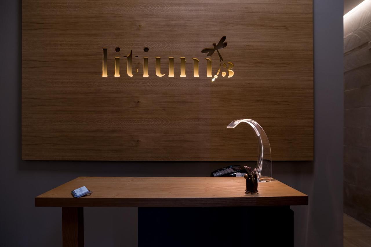 Litium 3 Bed and Breakfast Lecce Exteriör bild