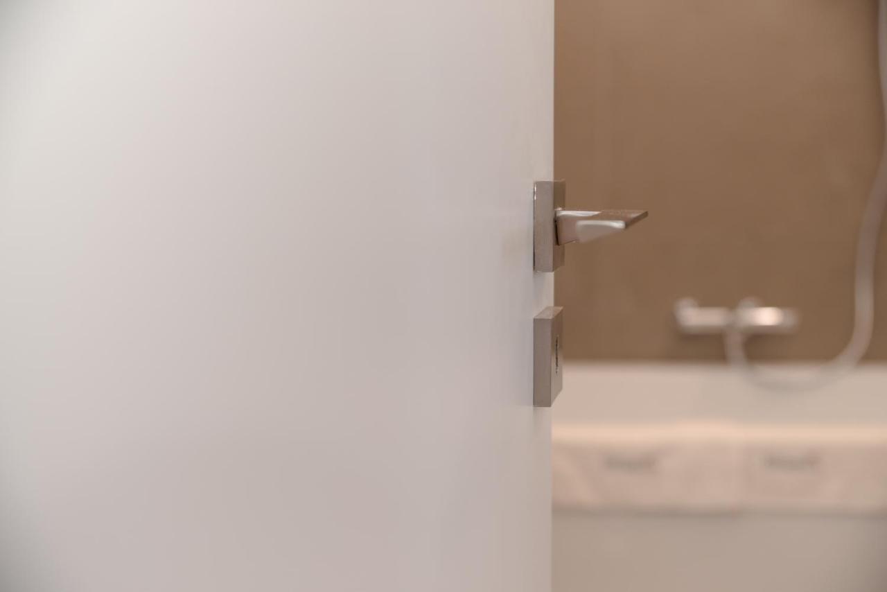 Litium 3 Bed and Breakfast Lecce Exteriör bild